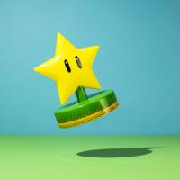 Paladone Mario Super Star 3D Icon Bright Night Light or Desk Lamp Yellow